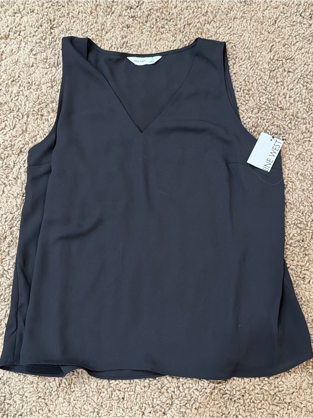 Nine West Black V-Neck Sleeveless Camisole